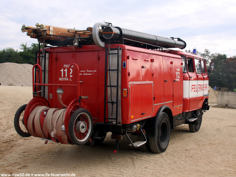 Bild: Ansicht schräg hinten, Beifahrerseite